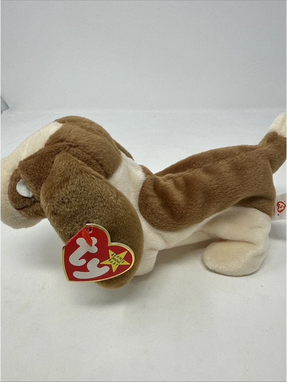 Ty Beanie Babies Tracker Basset Hound Plush w/ Heart Tag, Retired Vintage 1997